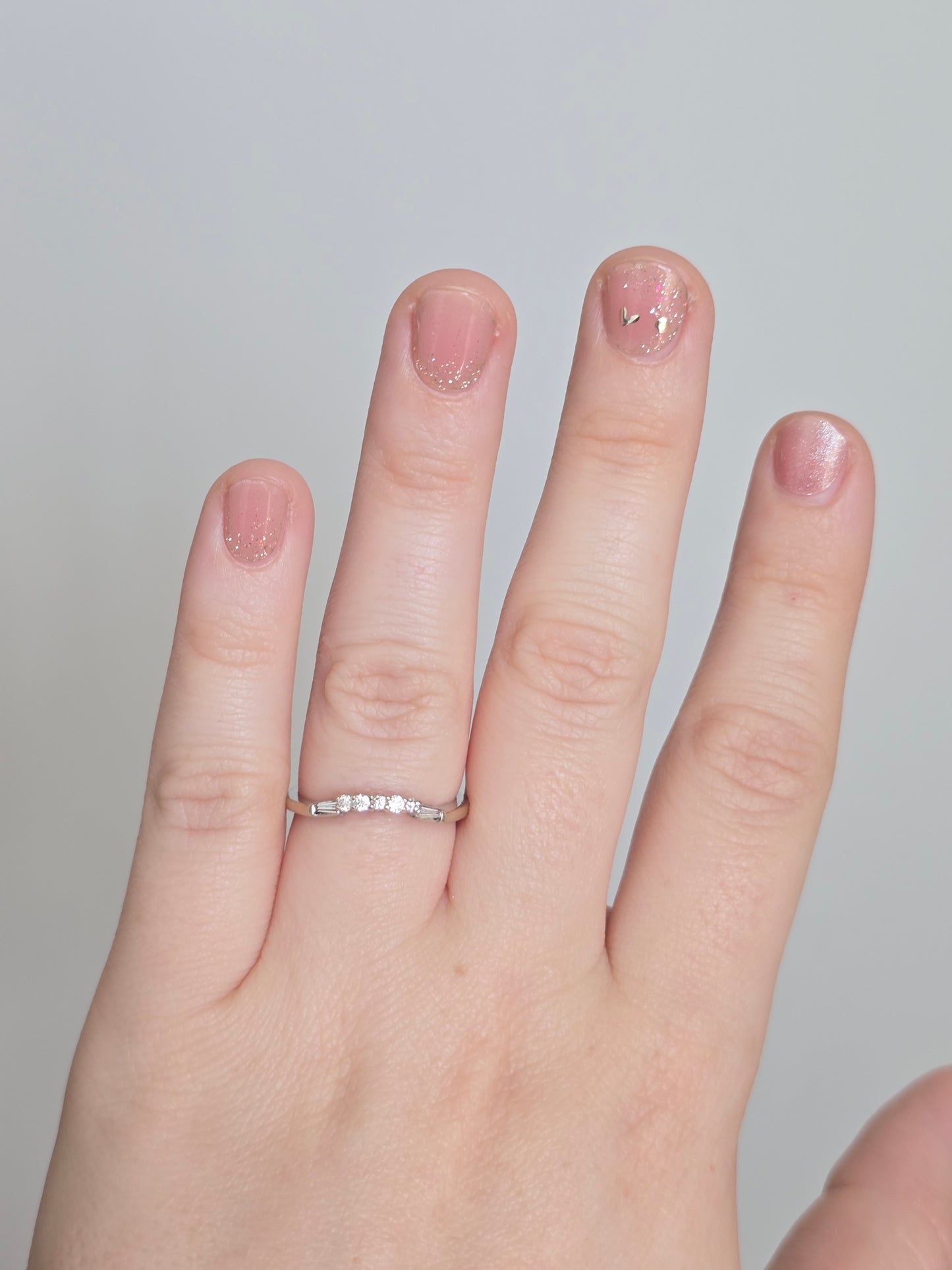 14K 0.15 CTW Diamond Contour Band