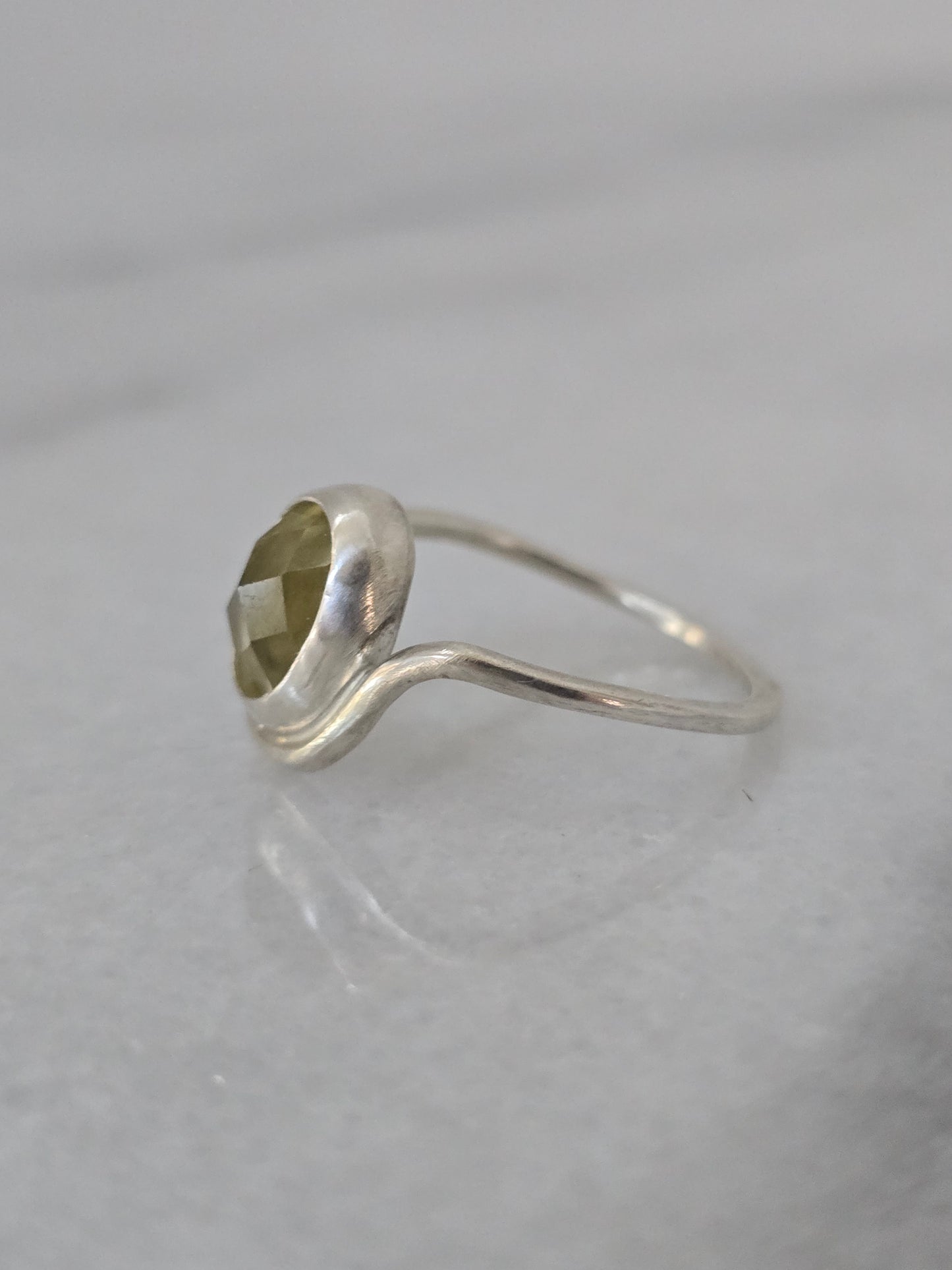 Sunbeam Ring – Sol Collection