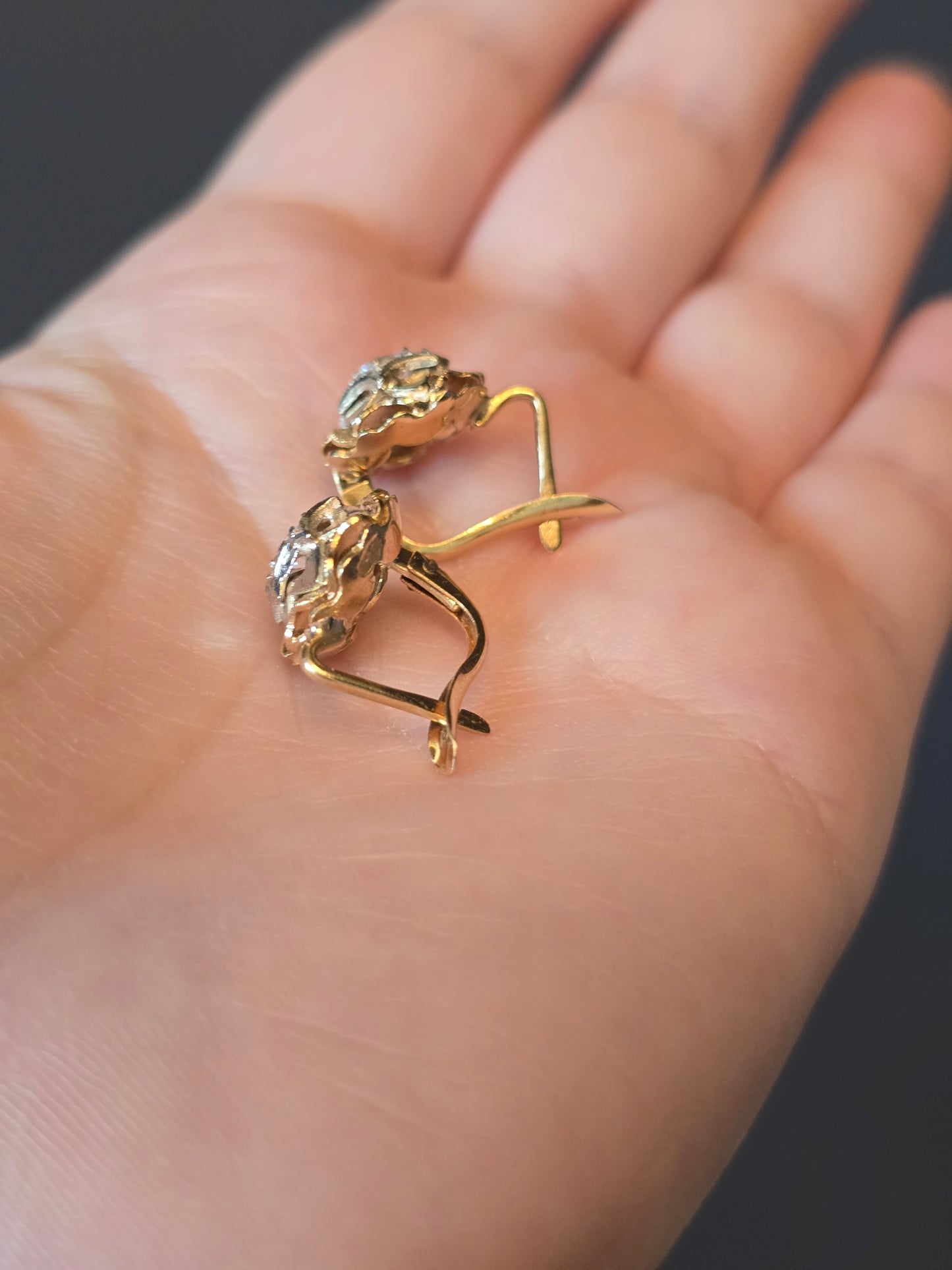 Vintage 18k Gold Spinel Earrings