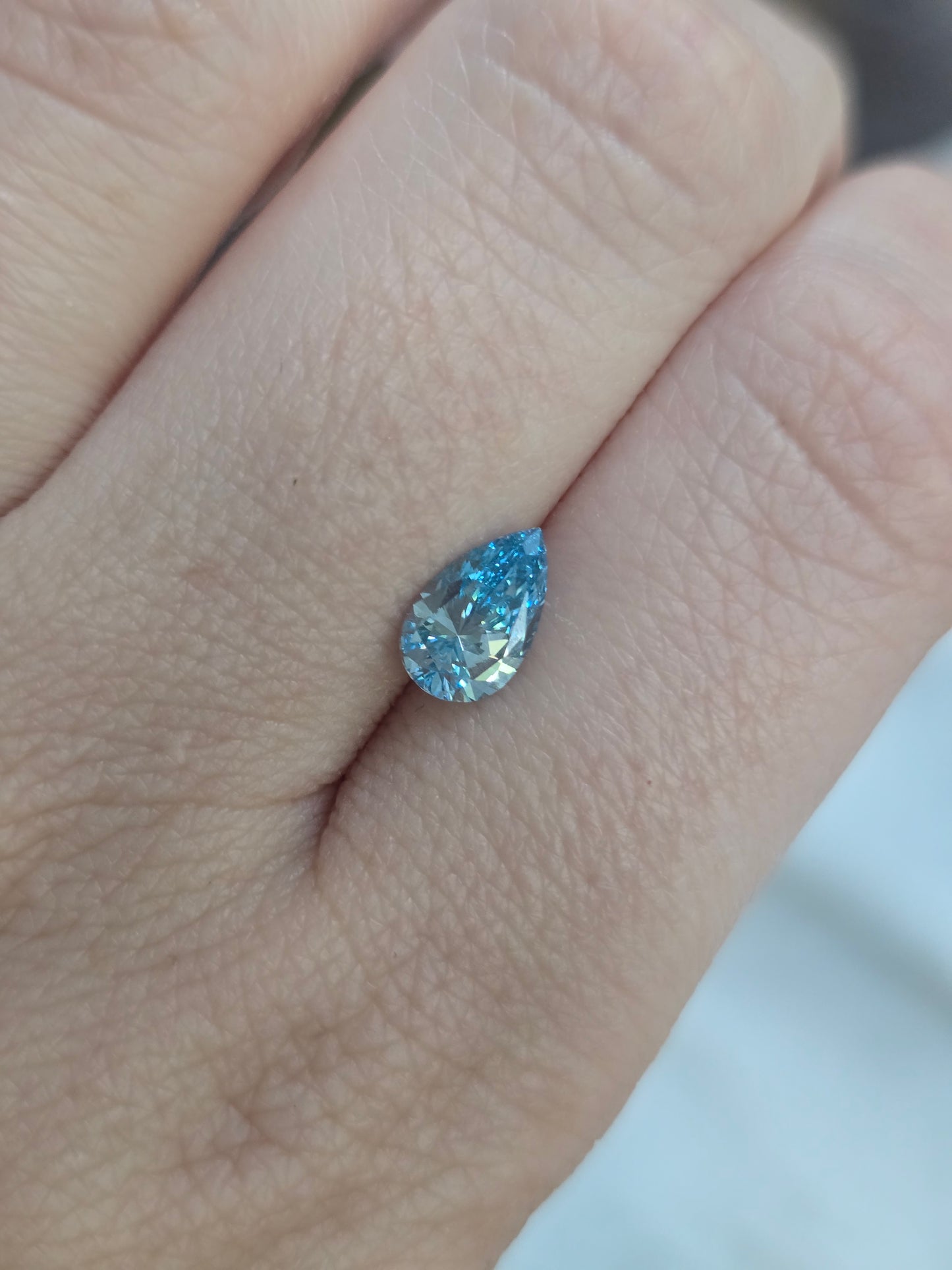 Loose 1.00 CT Pear Lab Grown Fancy Blue Diamond