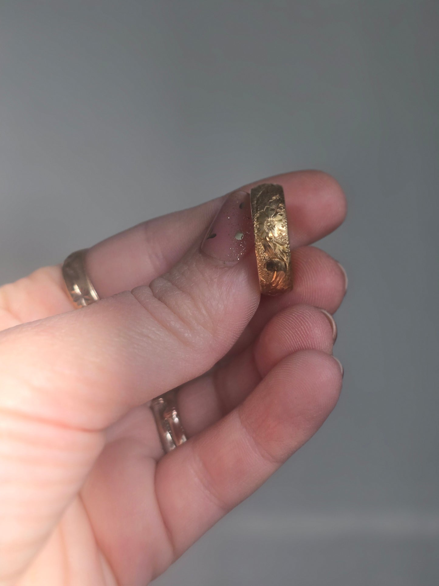 14K Yellow Gold Floral Engraved Band