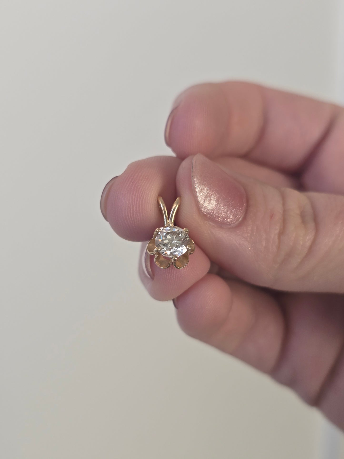 14K Yellow Gold 0.90ct Lab Diamond Pendant