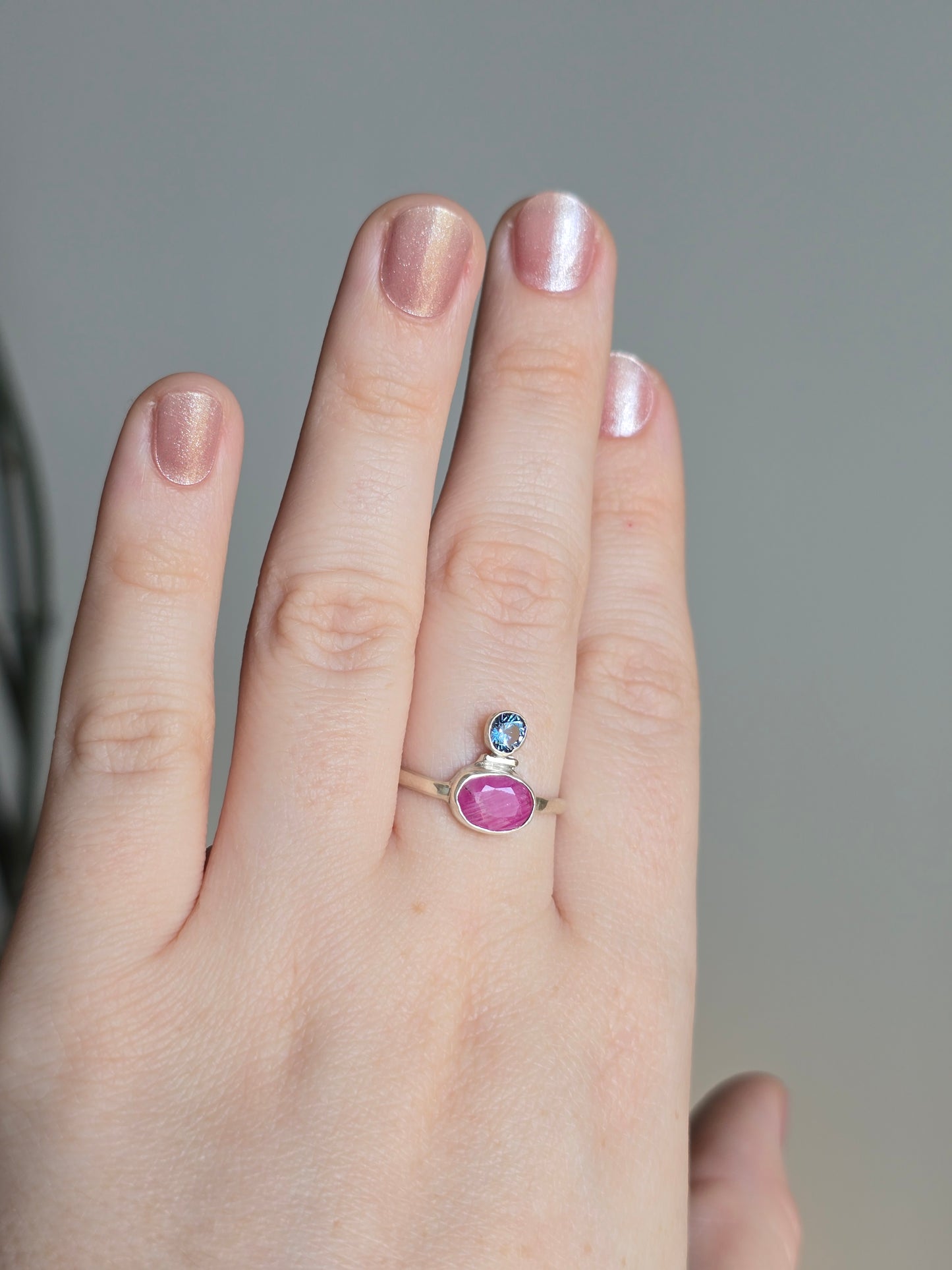 Tide Horizon Stacked Stone Ring