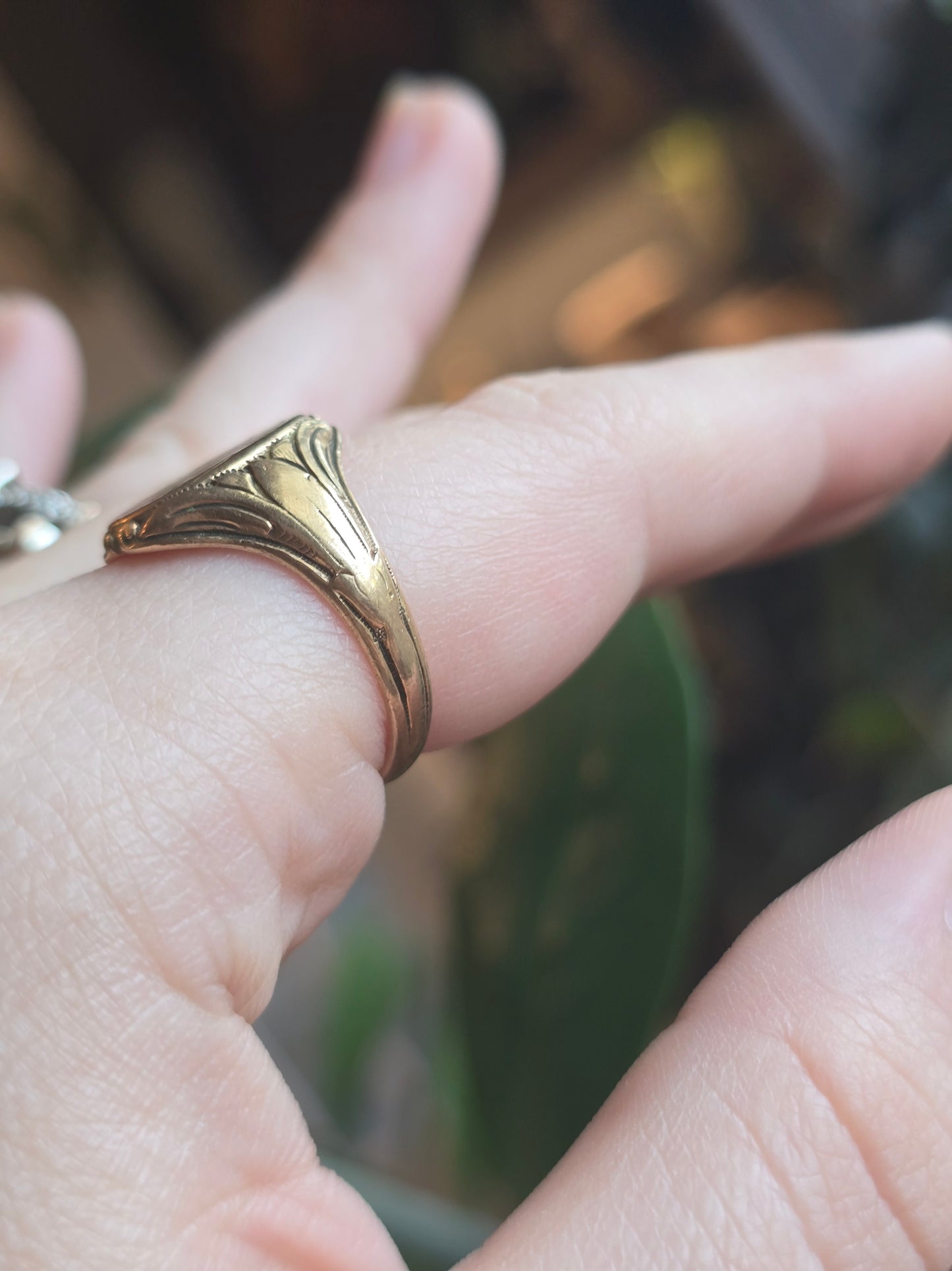 Antique Yellow Gold 10K Signet Ring