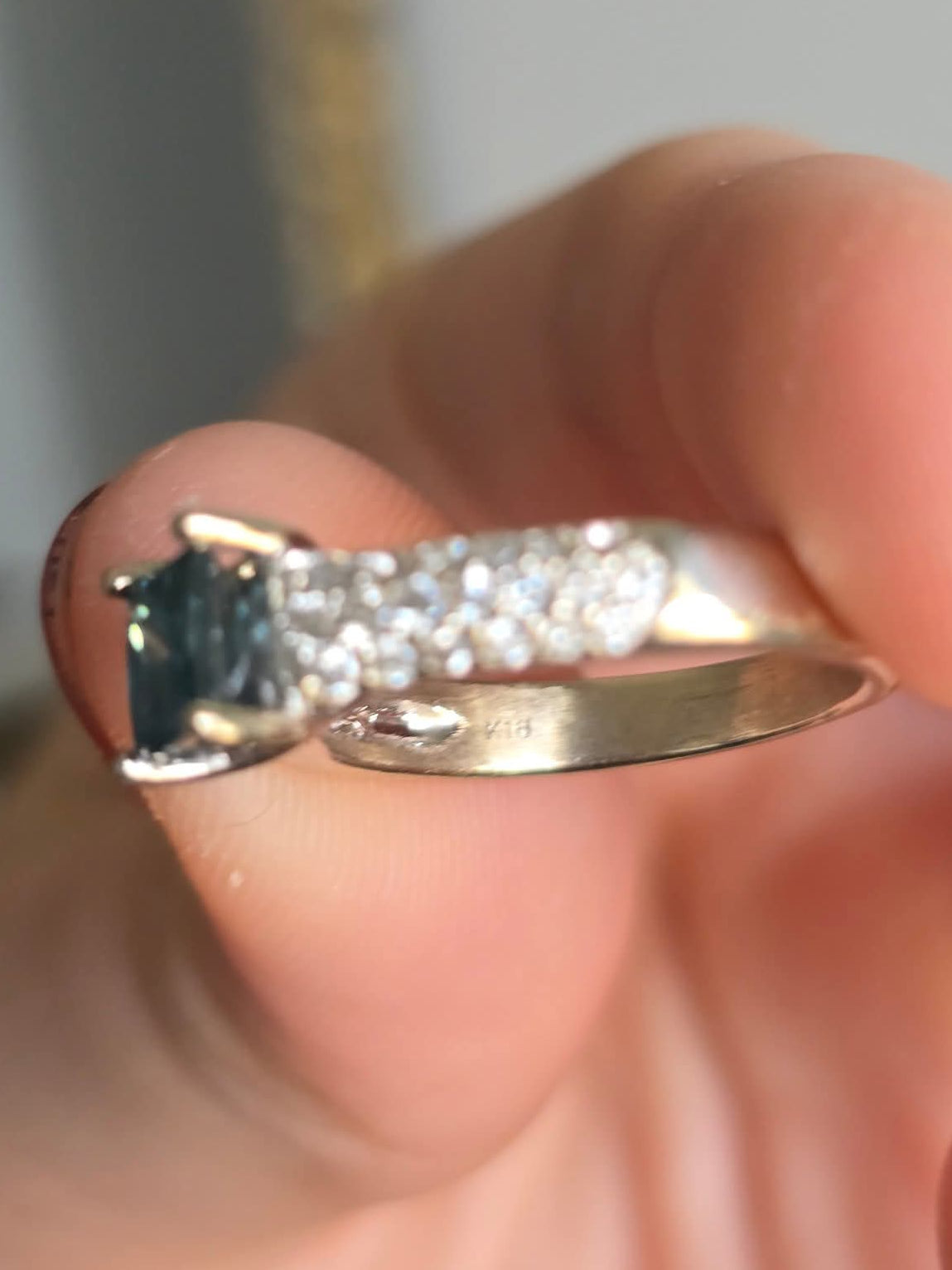 18k White Gold 1.27ct Diamond Ring with Lab Grown Blue Center
