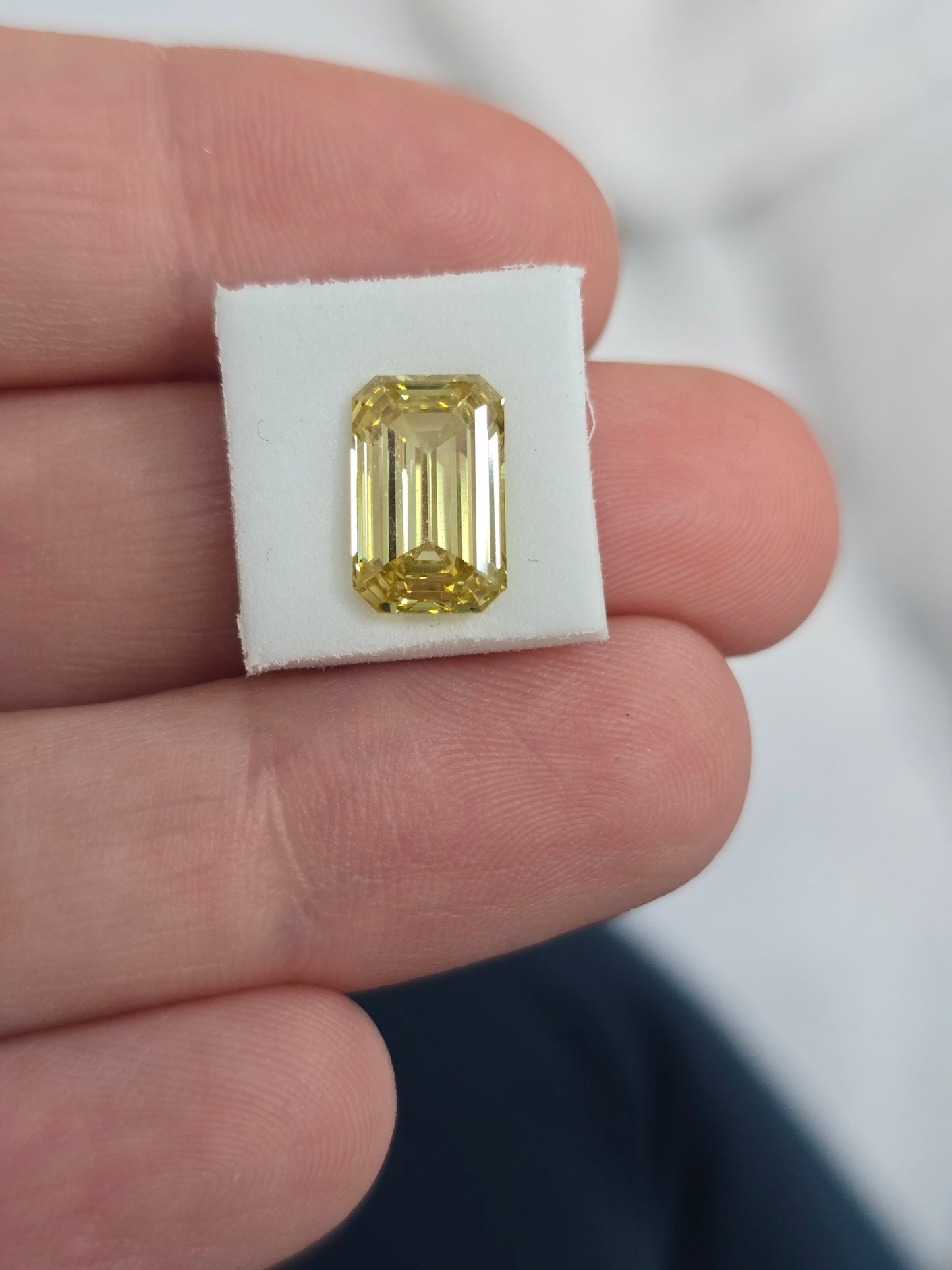 Loose 2.76 CT Lab Grown Fancy Yellow Diamond with IGI Report