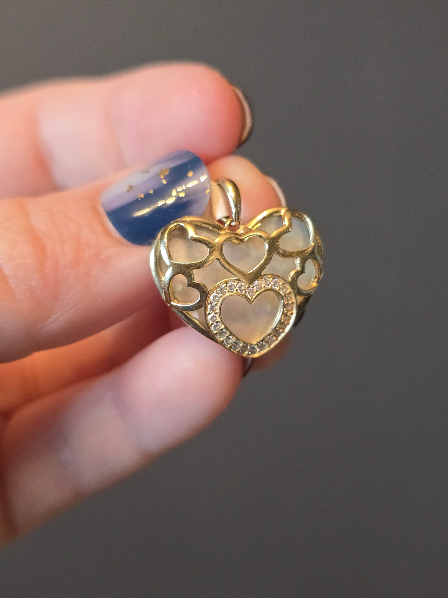 10K Mother-of-Pearl Heart Pendant