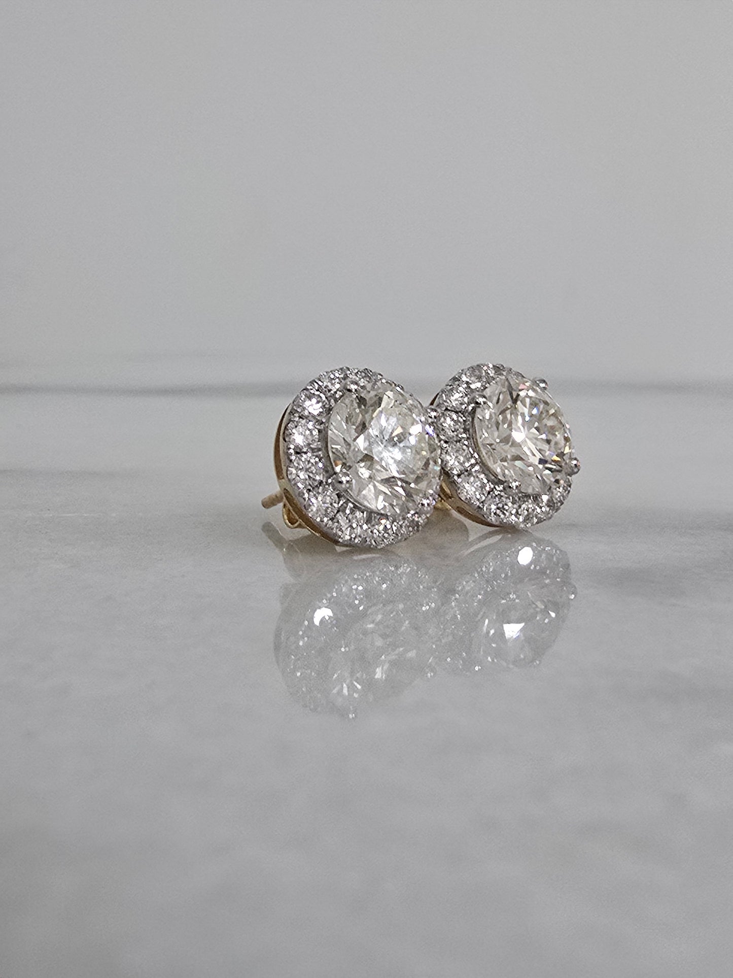 14k yellow gold 5.02ct Lab Diamond Studs