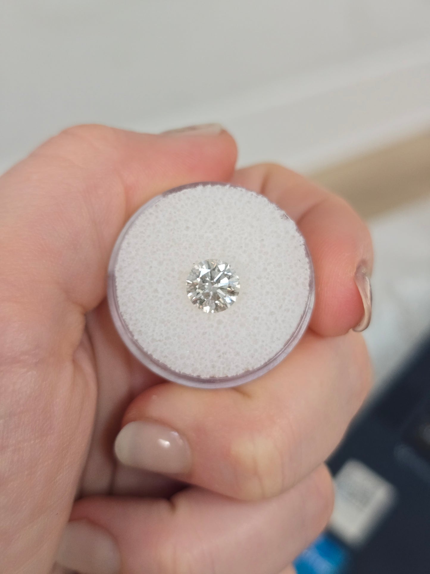 Loose 1.57 CT Round Lab Grown Diamond