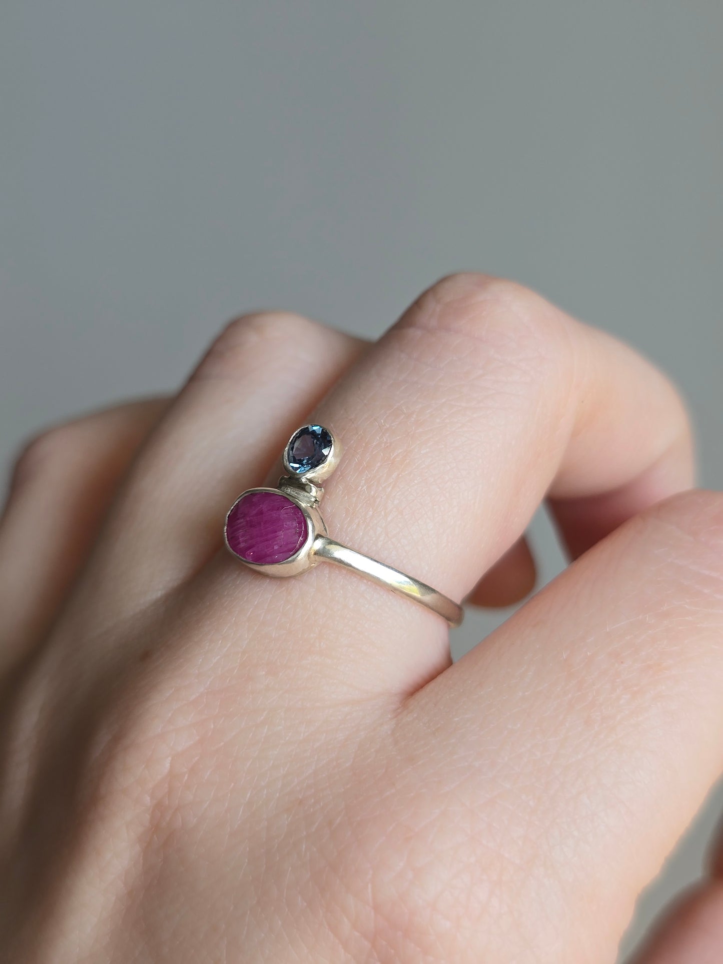 Tide Horizon Stacked Stone Ring
