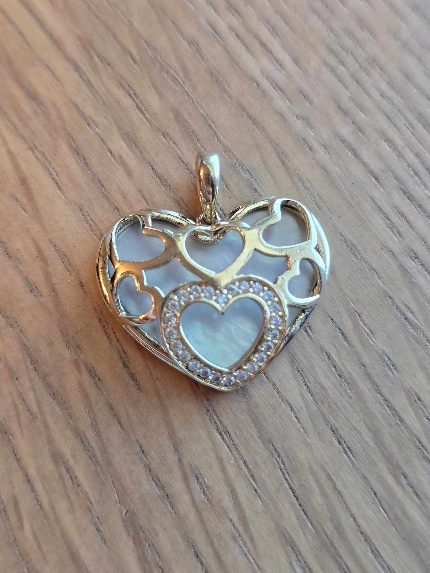 10K Mother-of-Pearl Heart Pendant