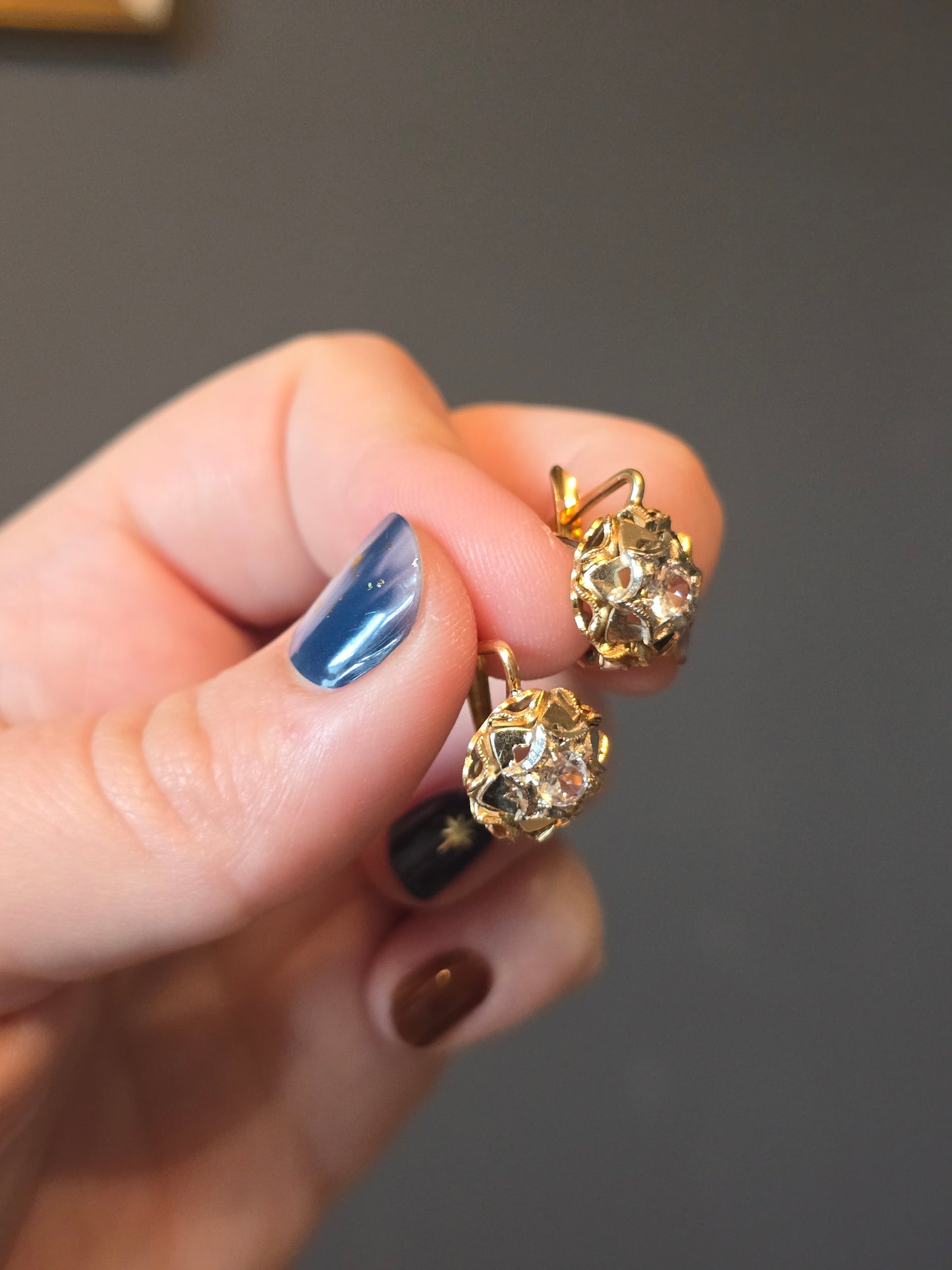 Vintage 18k Gold Spinel Earrings