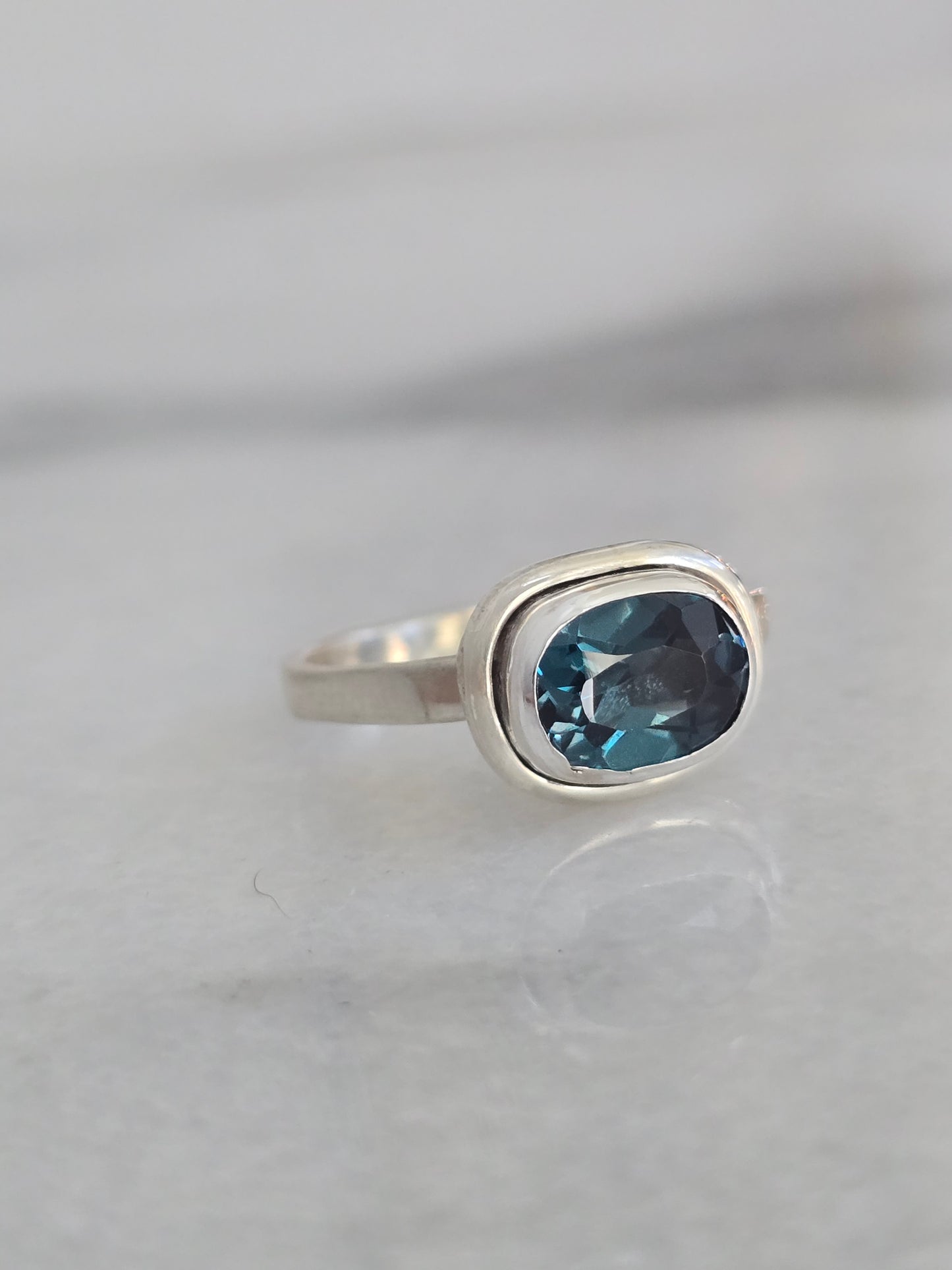 Lagoon Ring – Tide Collection