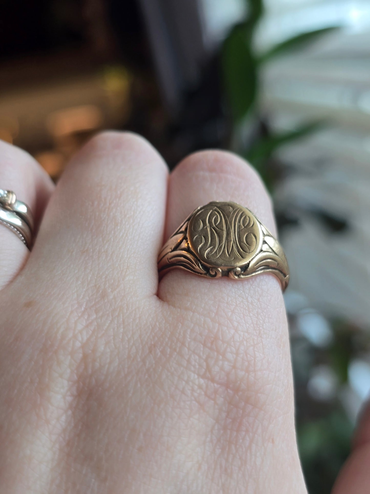 Antique Yellow Gold 10K Signet Ring