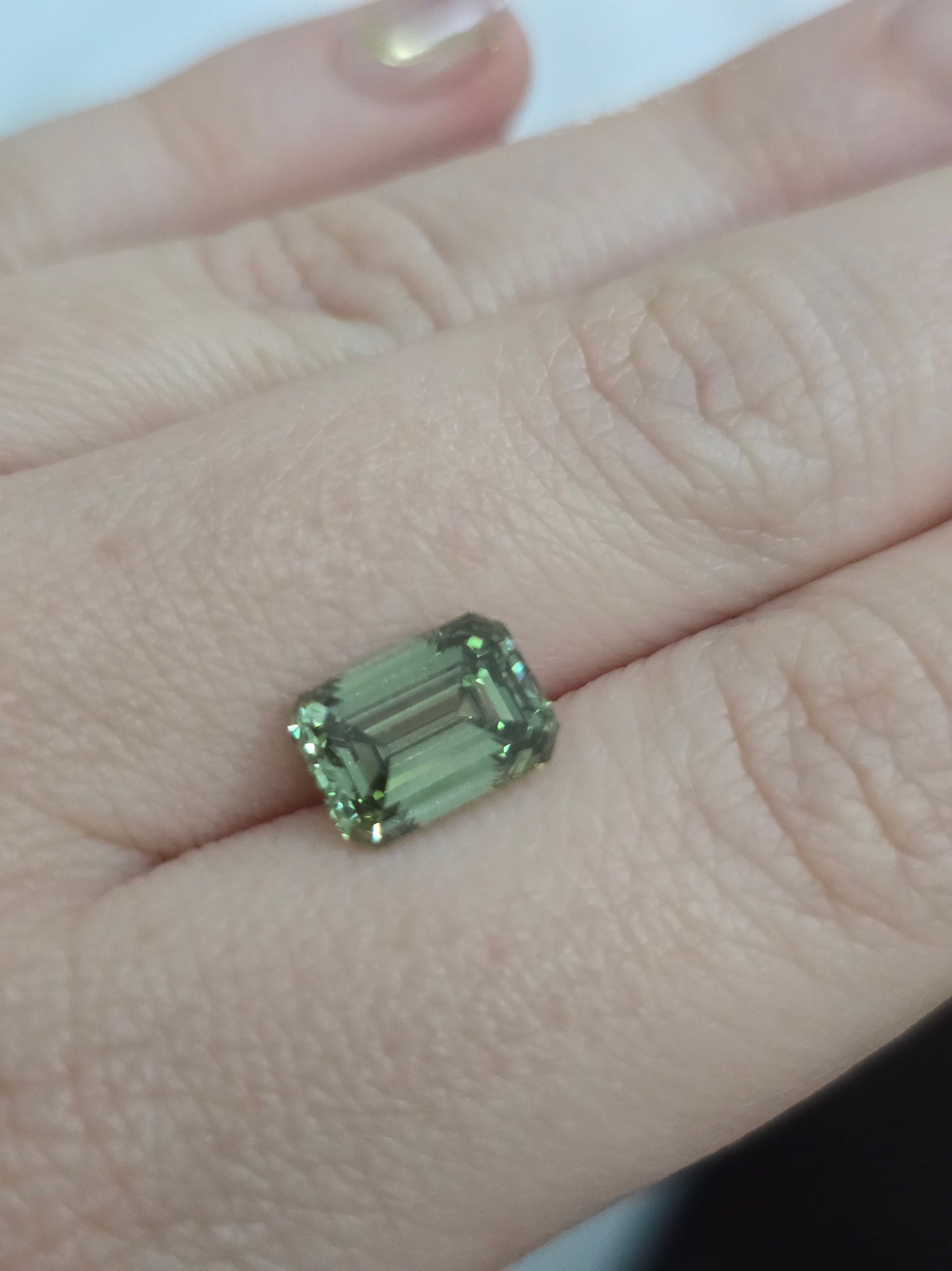 Loose 3.02 CT Emerald Cut Lab Grown Fancy Vivid Green Diamond with IGI Report