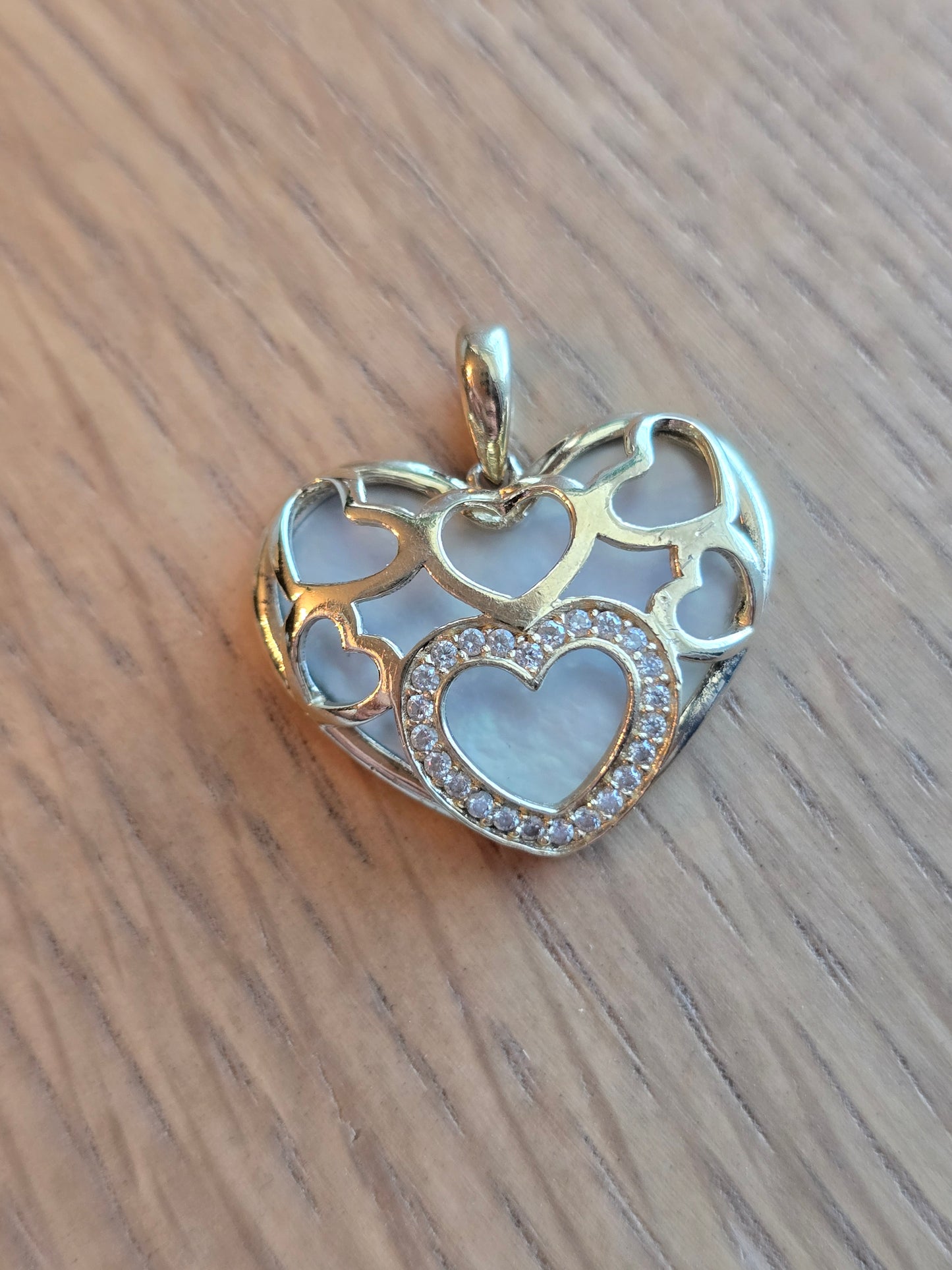 10K Mother-of-Pearl Heart Pendant