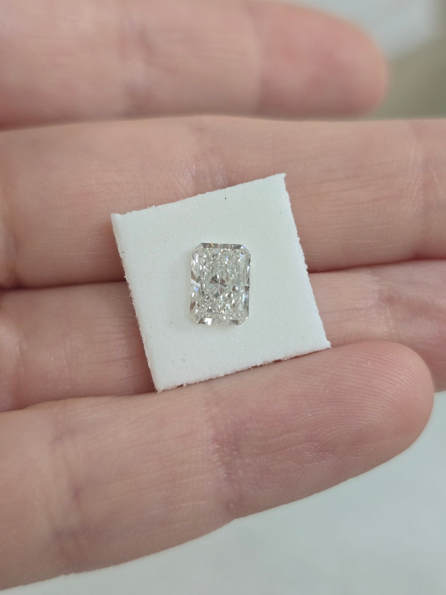 Loose 1.35 CT Rectangular Modified Brilliant Lab Grown Diamond with IGI Report