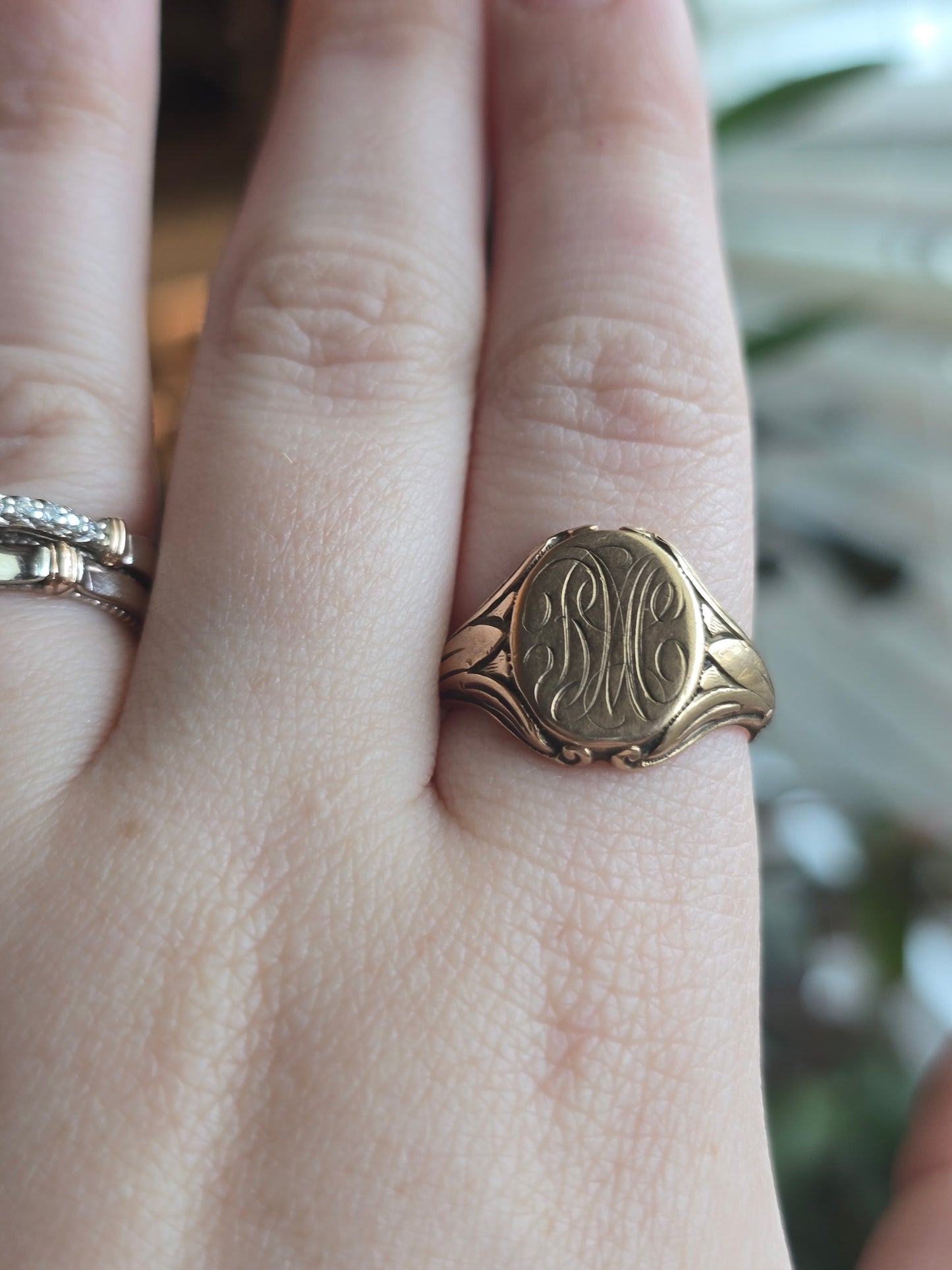 Antique Yellow Gold 10K Signet Ring