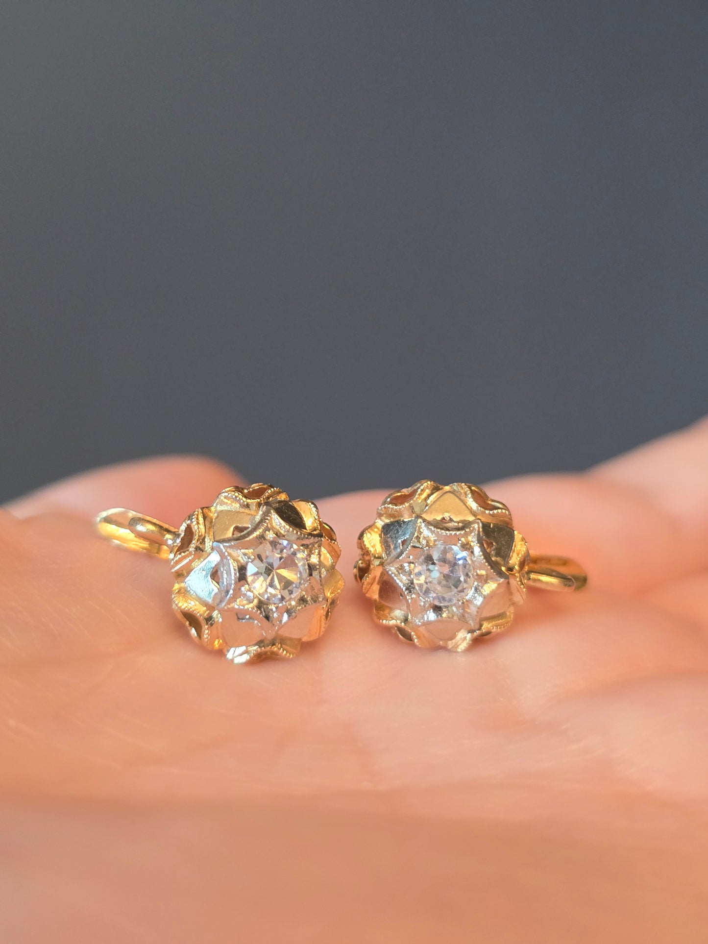 Vintage 18k Gold Spinel Earrings
