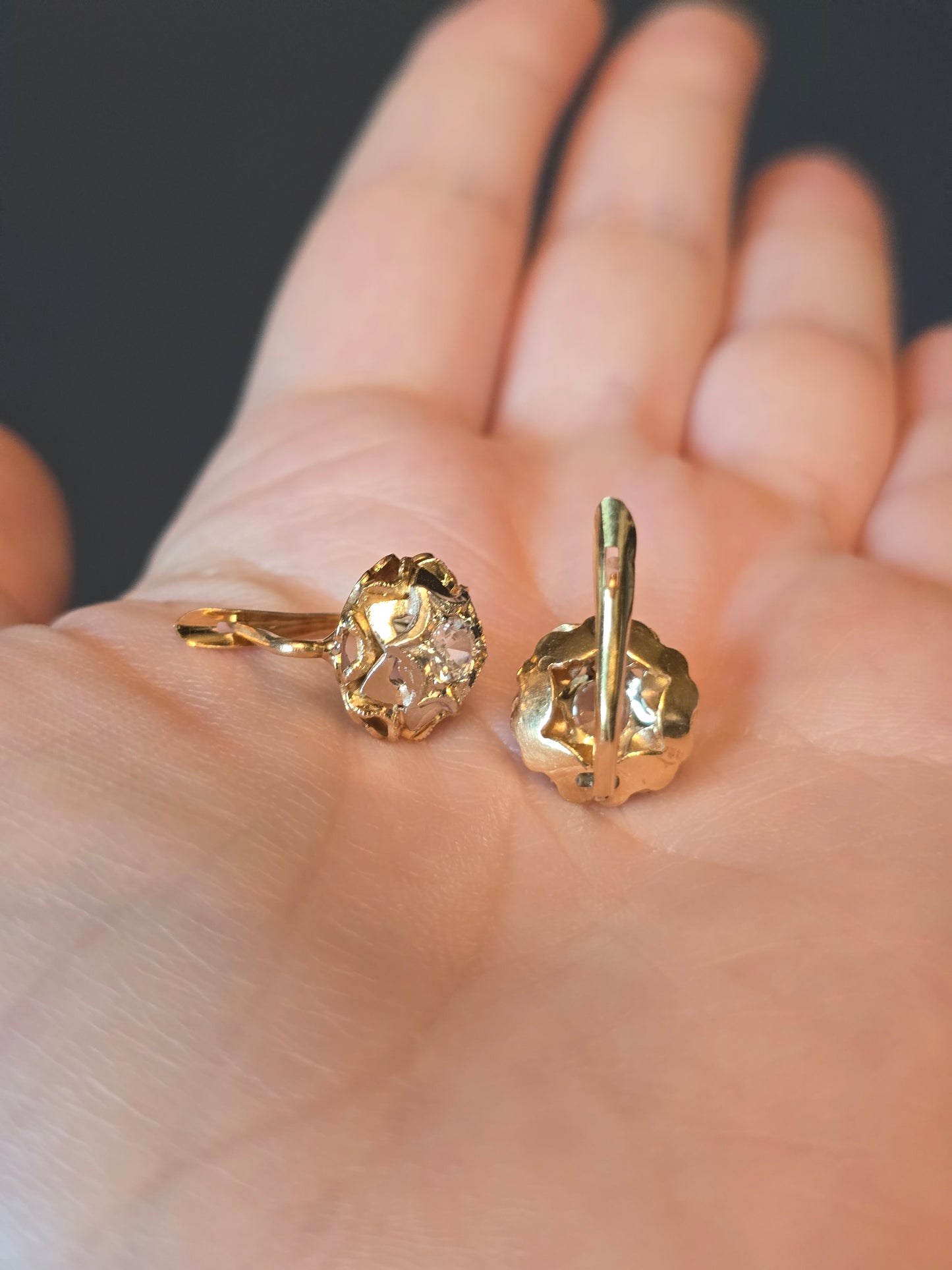 Vintage 18k Gold Spinel Earrings