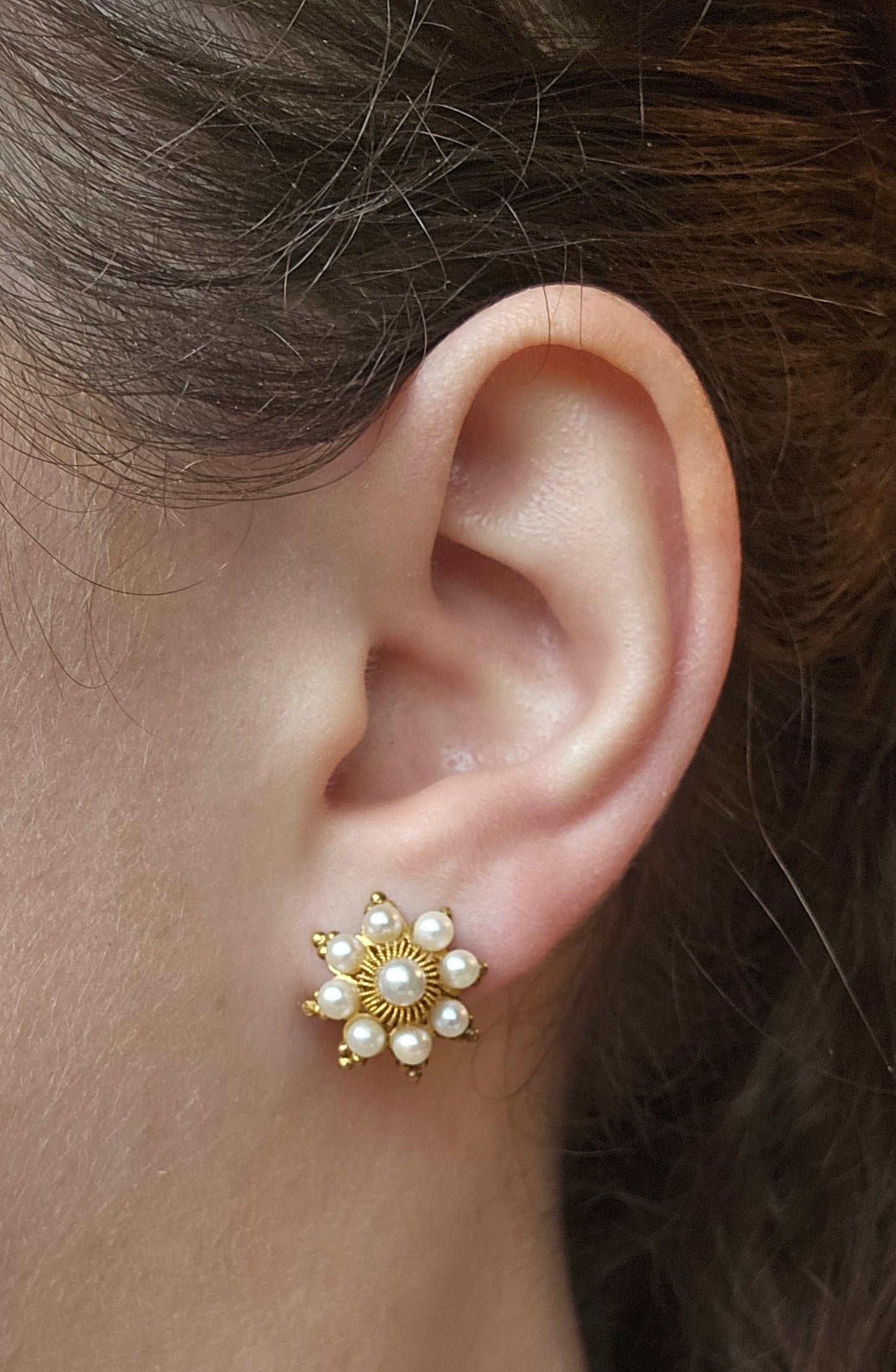 Vintage 14K Gold and Pearl Earrings