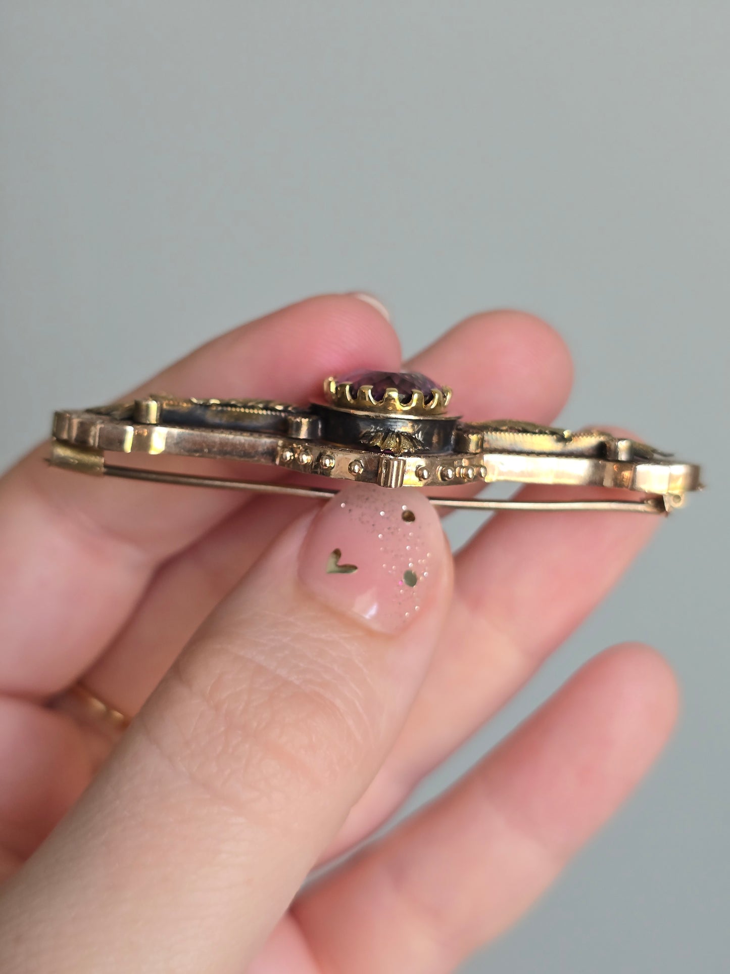 Victorian 10K Rose Gold 9.81 CT Amethyst Converter Brooch with Green Gold Accent