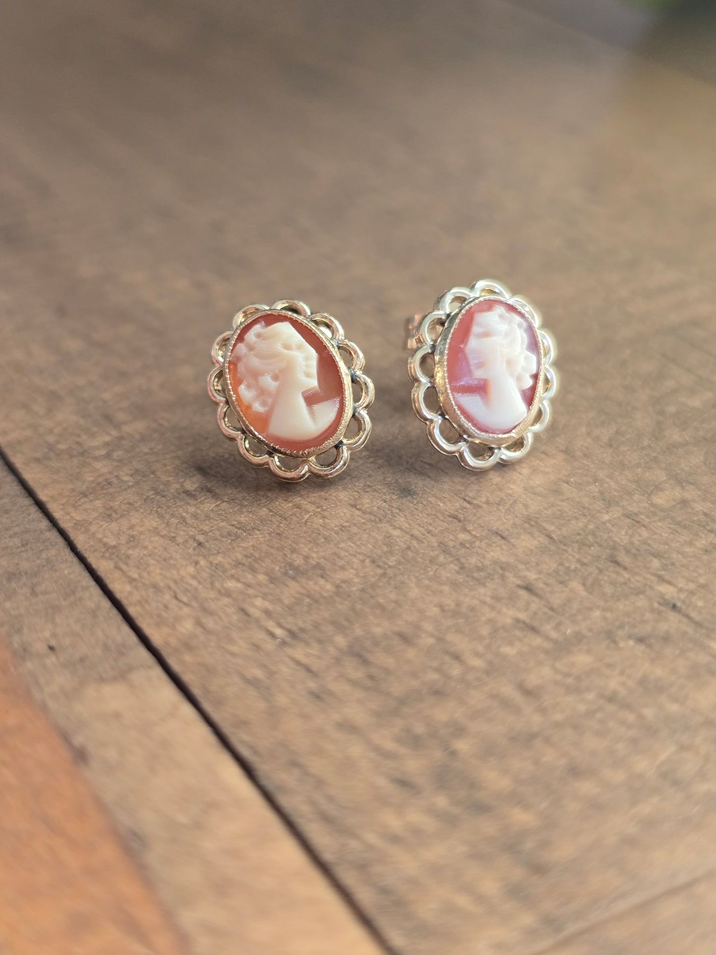 Vintage 14K Yellow Gold Cameo Studs