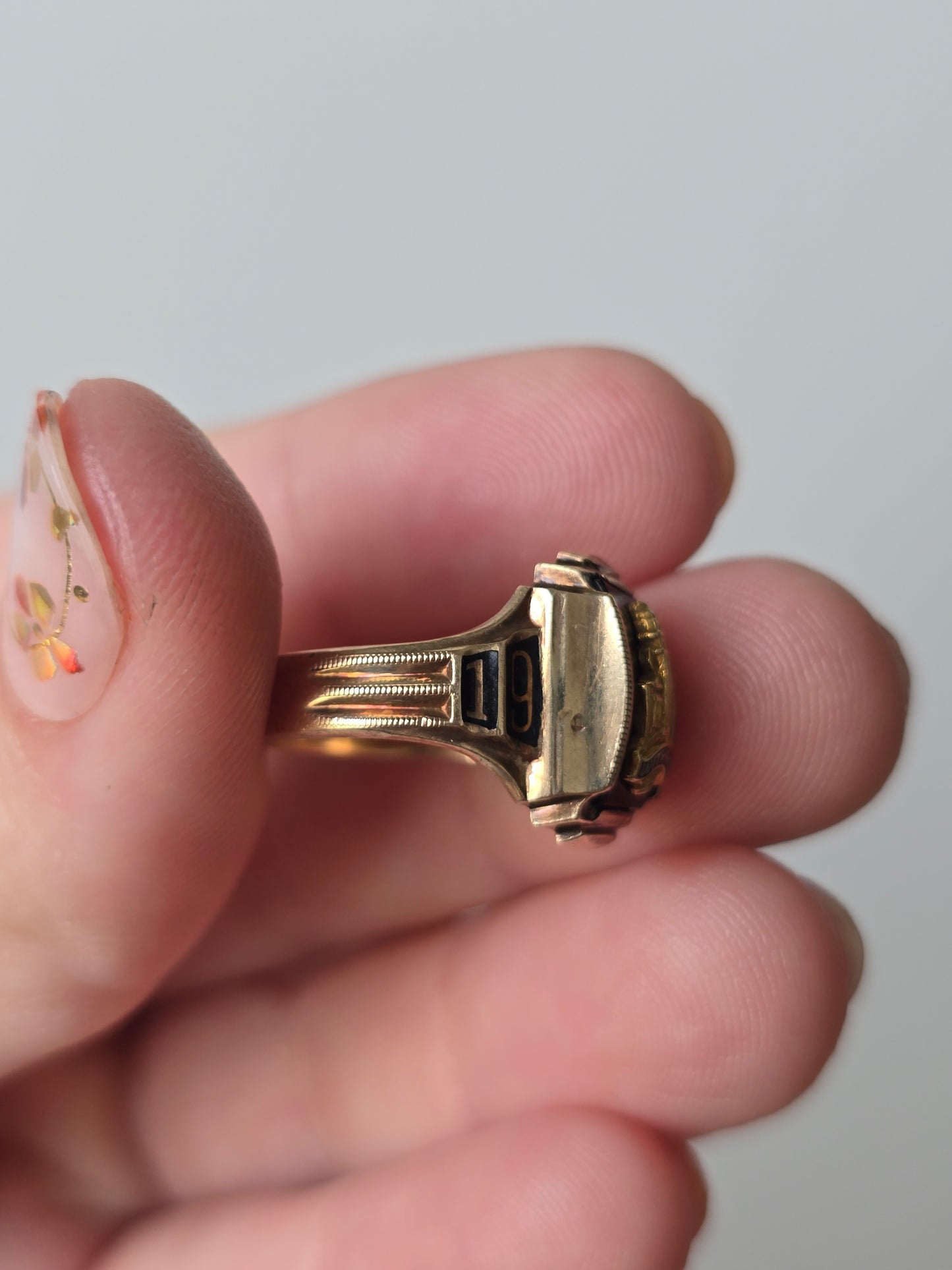 1956 10K Rose Gold Black Onyx & Enamel Withrow High School Class Ring