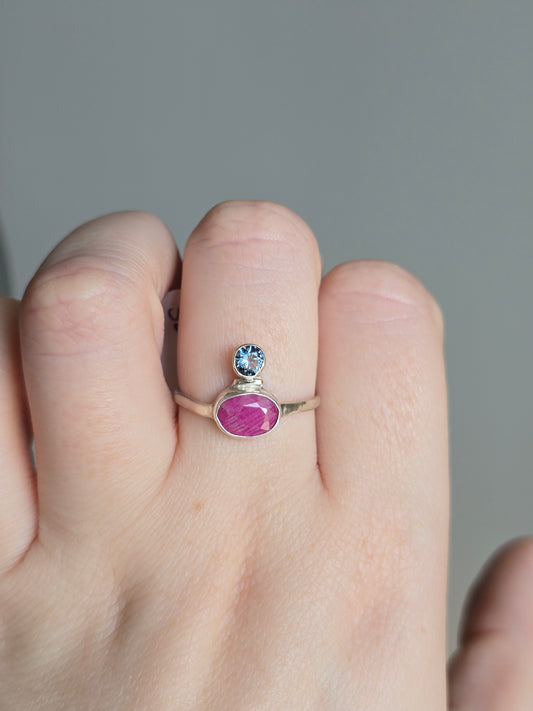 Tide Horizon Stacked Stone Ring
