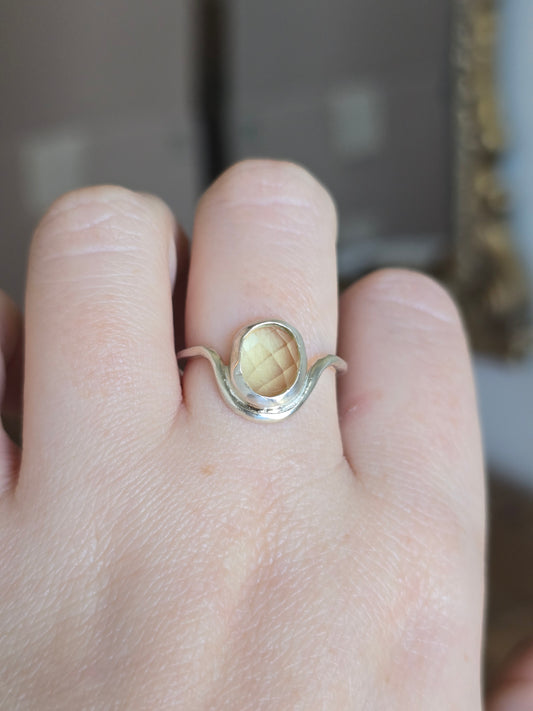 Sunbeam Ring – Sol Collection