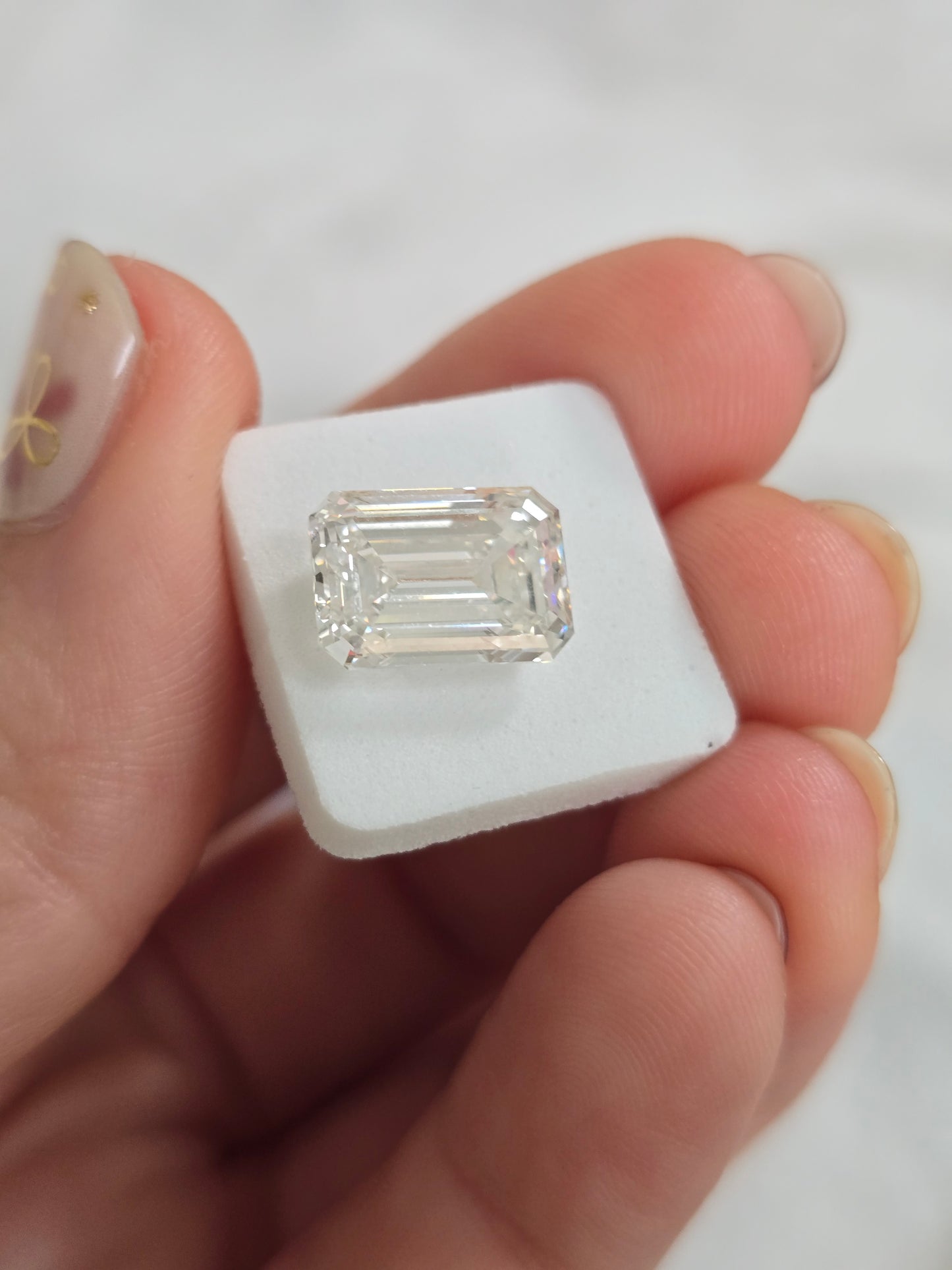 Loose 4.89 CT Emerald Cut Lab Grown Diamond with IGI Report