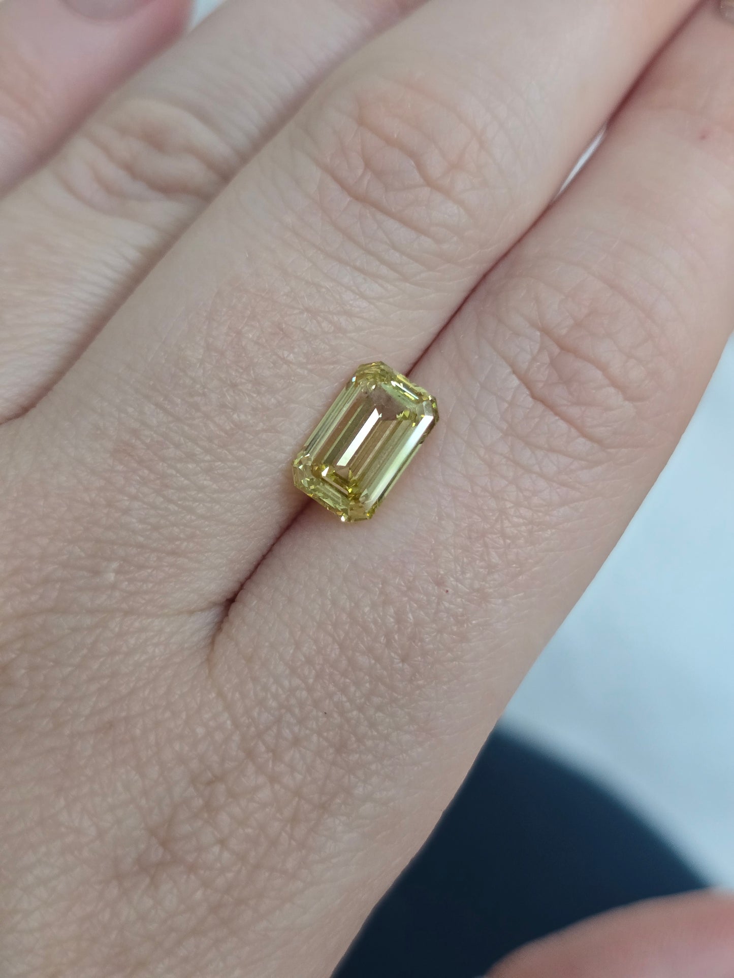 Loose 2.76 CT Lab Grown Fancy Yellow Diamond with IGI Report