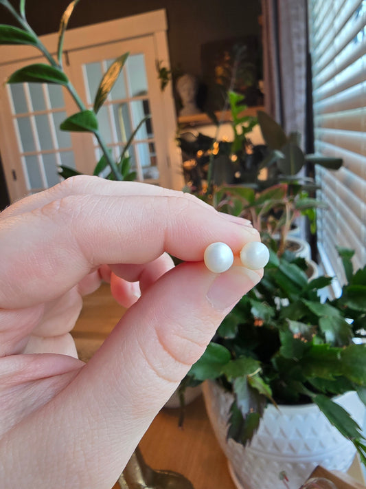 14K Gold and Pearl Earrings